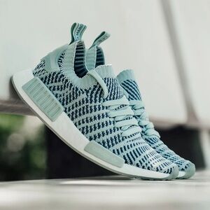 Adiddas NMD R1 STLT Primeknit Ash Green